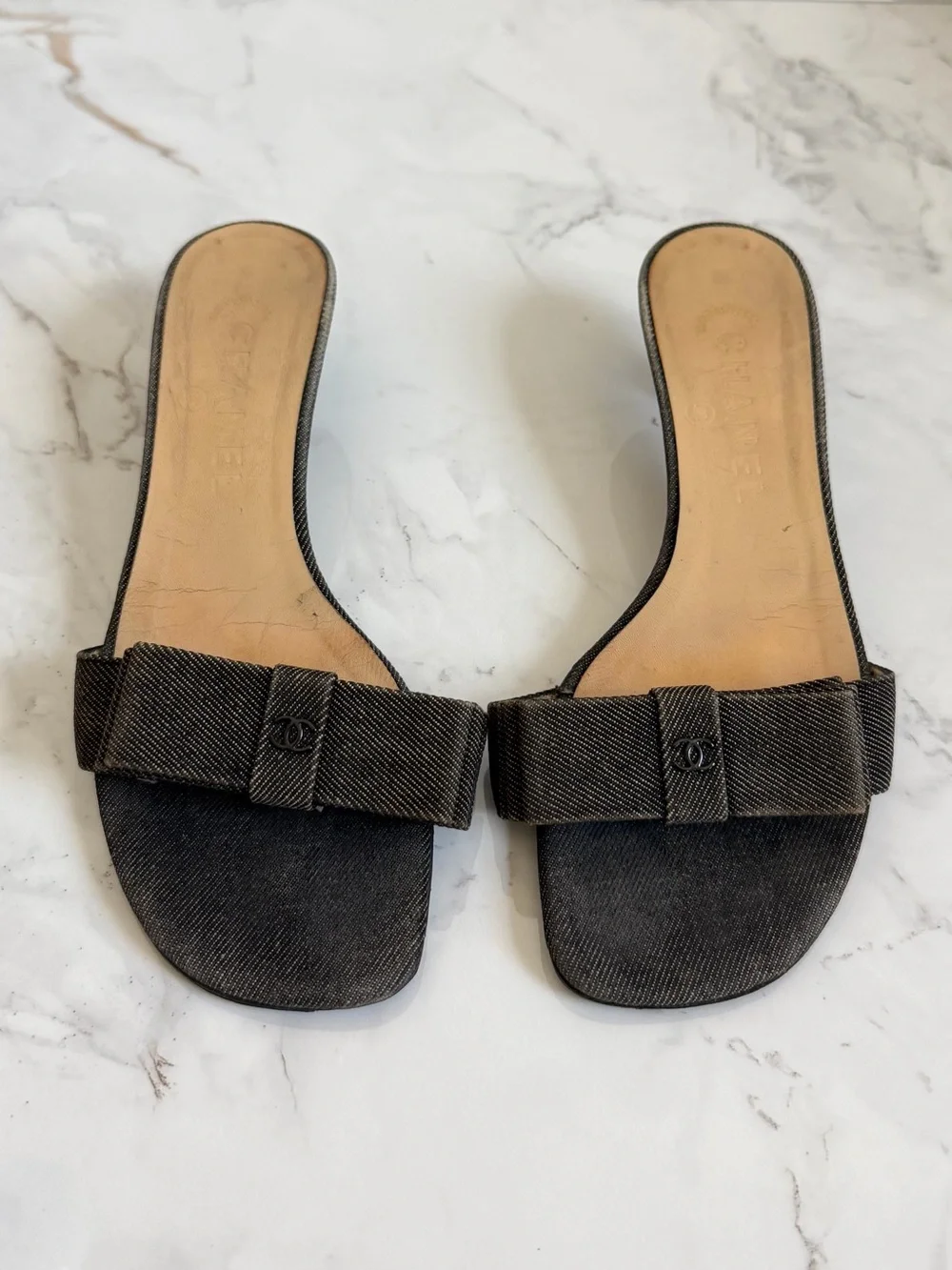 Rare Vintage Chanel Denim Black CC Logo Bow Kitten Heel Mules